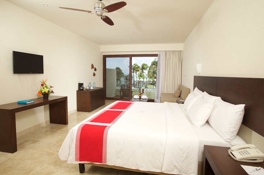 Akumal Bay Beach & Spa Resort All Inclusive
