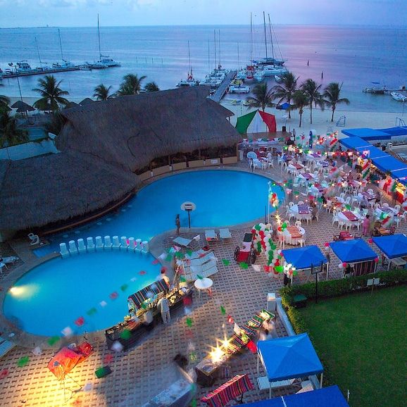Aquamarina Beach Hotel