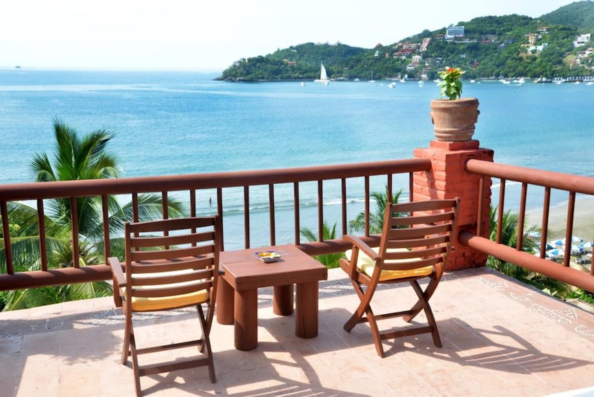 Aura del Mar Hotel