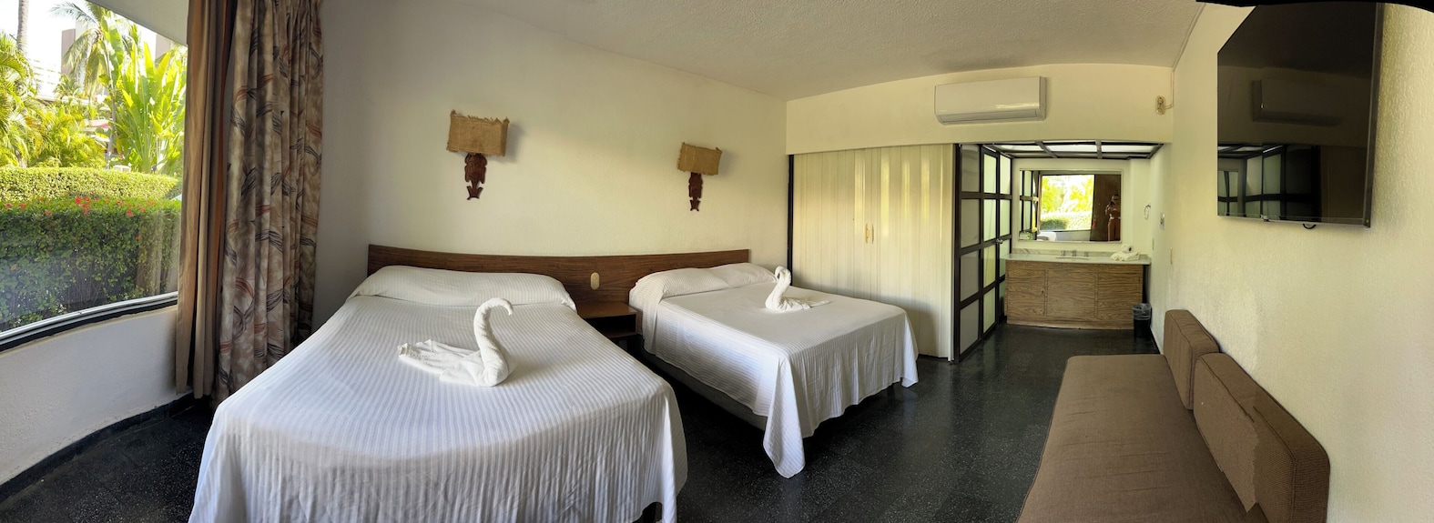 Bali Hai Hotel Acapulco