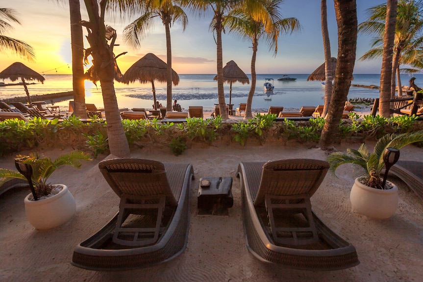 Beachfront Hotel La Palapa Adults Only