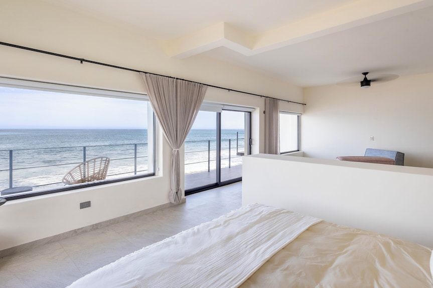 Cabo Break Hotel
