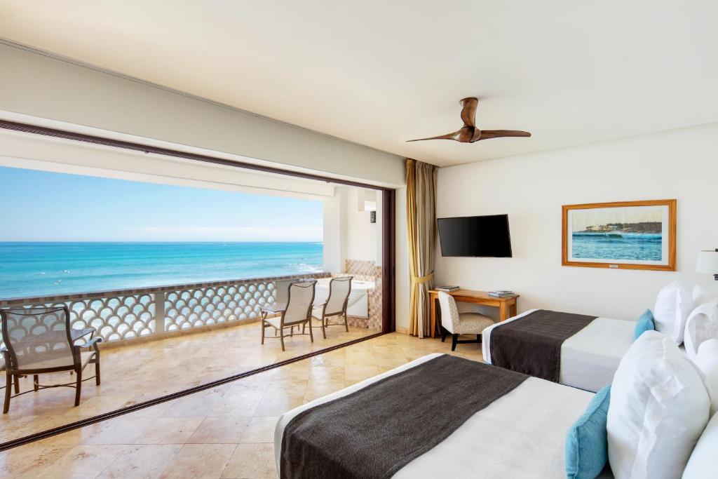 Cabo Surf Hotel & Spa