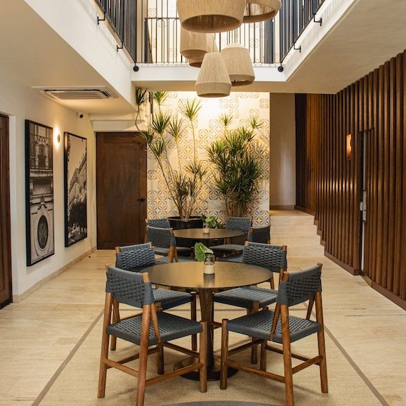Casa Continental Hotel Boutique y Suites