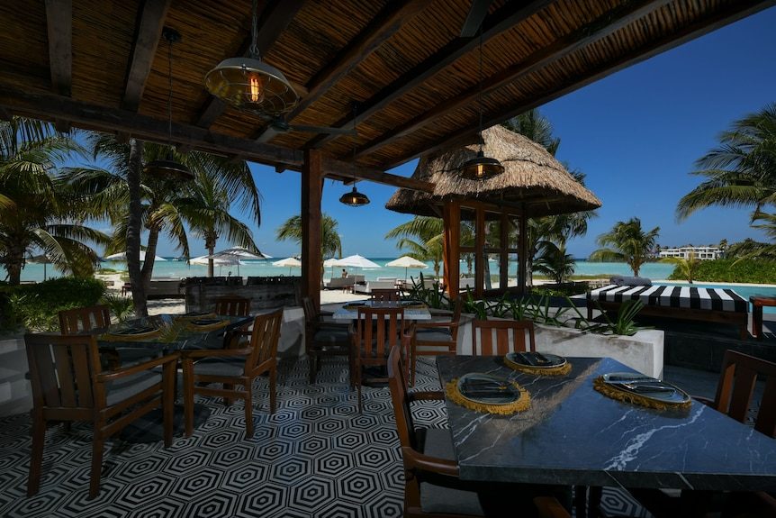 Casa del Jaguar Beach Hotel