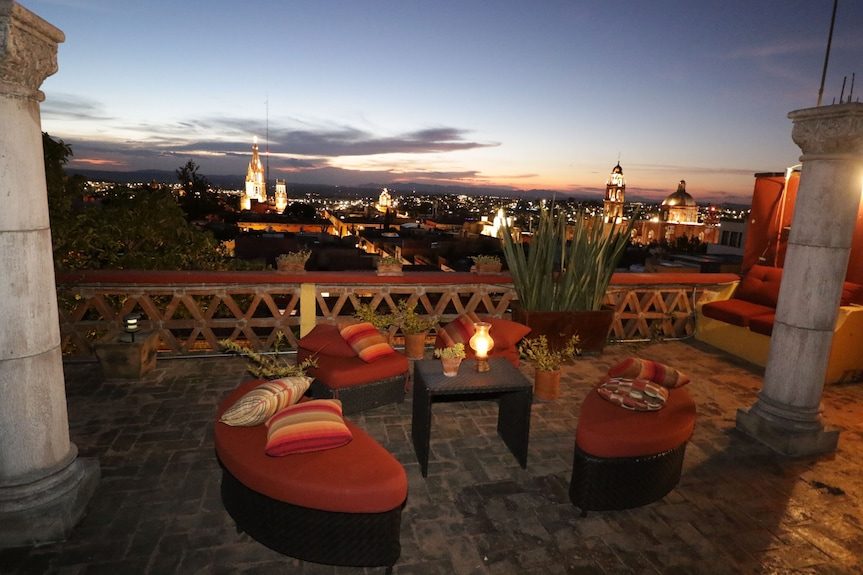 Casa Mia Suites