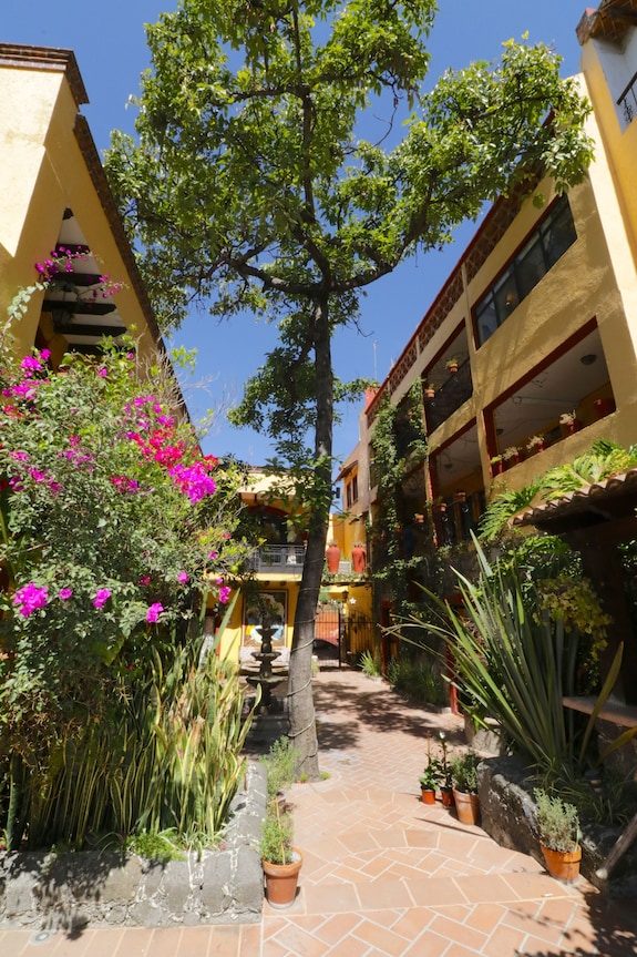 Casa Mia Suites
