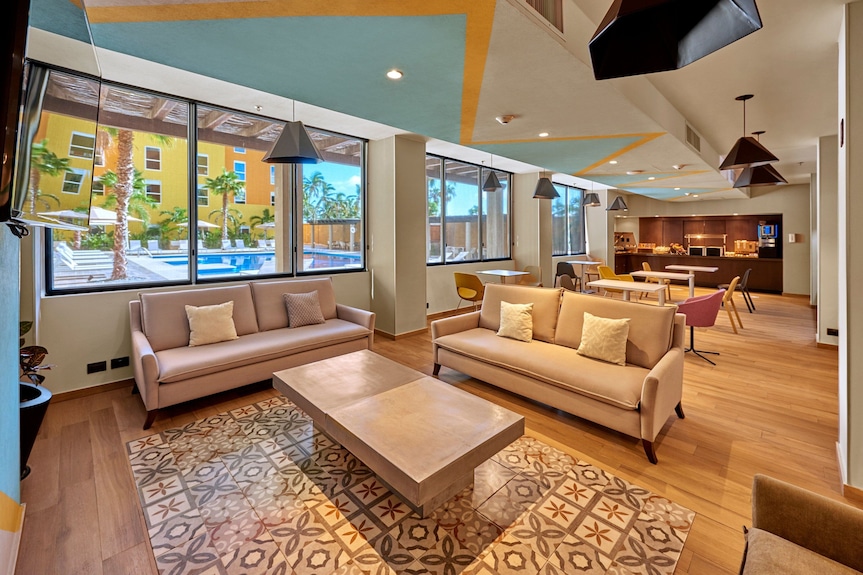 City Express by Marriott Cabo San Lucas