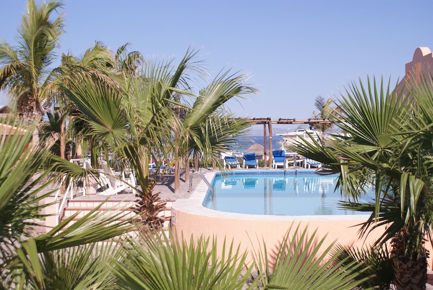Club Hotel Cantamar Beach & Marina