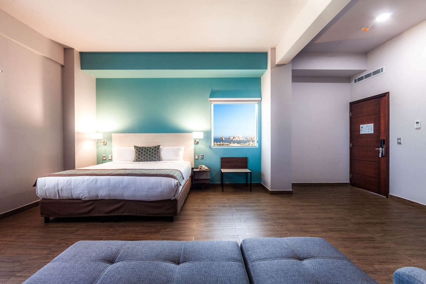 Comfort Inn Cabo San Lucas