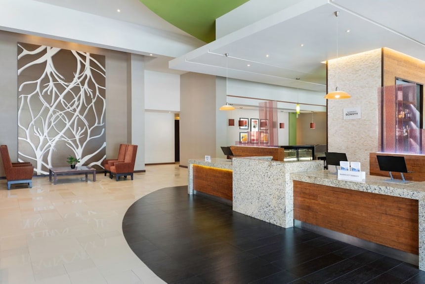 Courtyard by Marriott La Paz