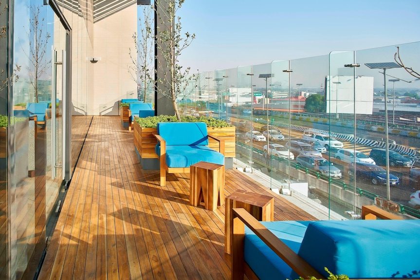 Courtyard Mexico City Toreo