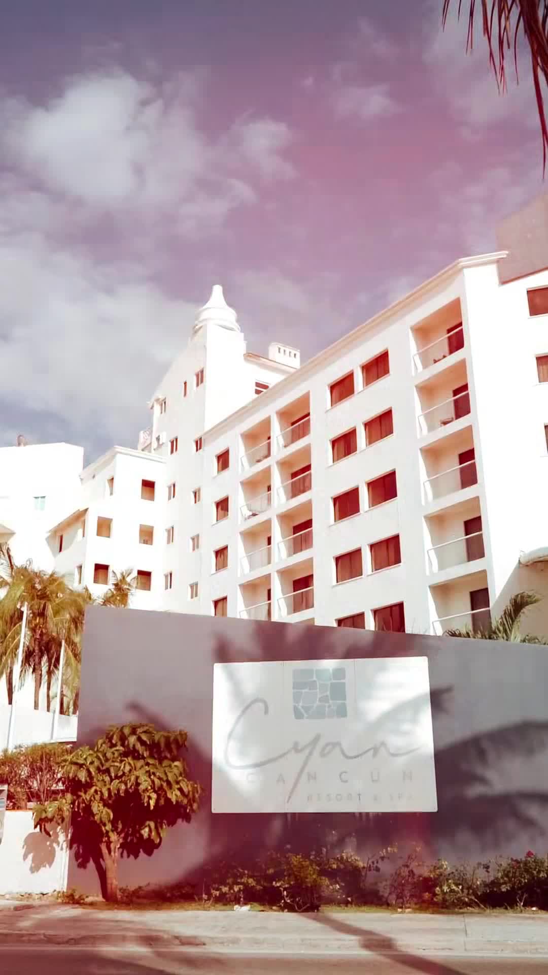 Cyan Cancun Resort & Spa