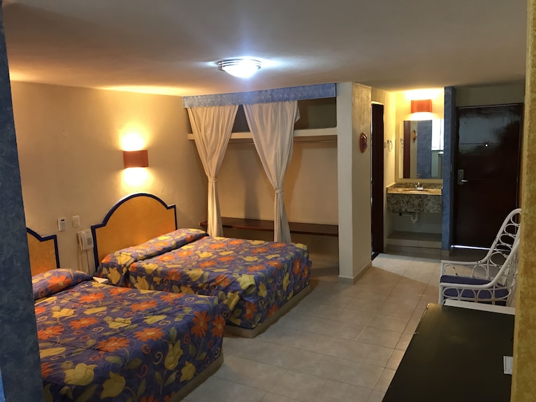 Hotel Delfines Acapulco