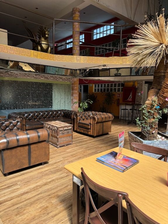 Downtown Treasure Place