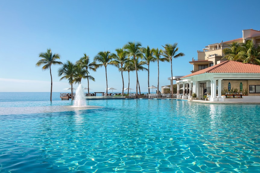 Dreams Los Cabos Suites Golf Resort & Spa