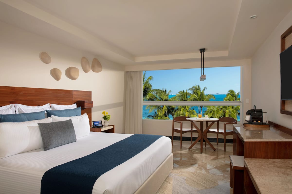 Dreams Sands Cancun Resort & Spa
