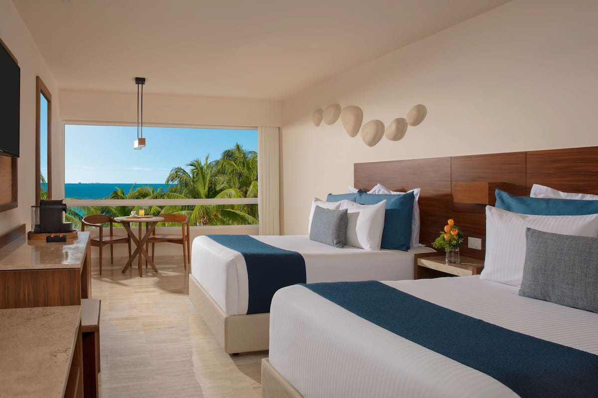 Dreams Sands Cancun Resort & Spa