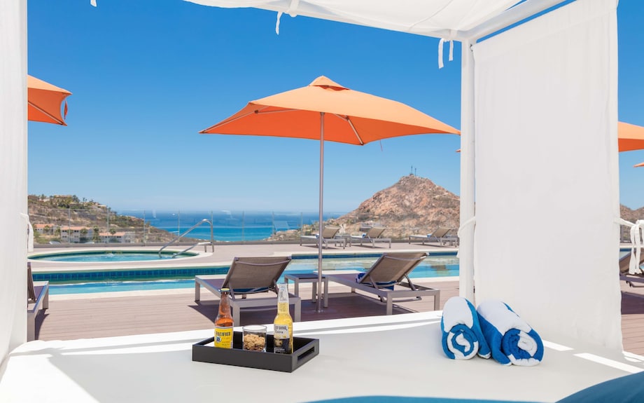 Hampton Inn & Suites by Hilton Los Cabos