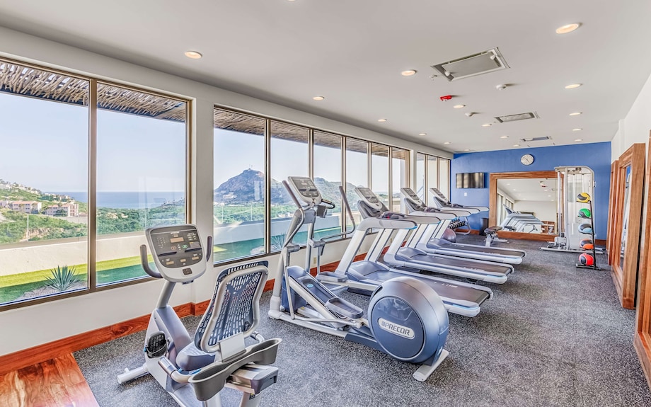 Hampton Inn & Suites by Hilton Los Cabos