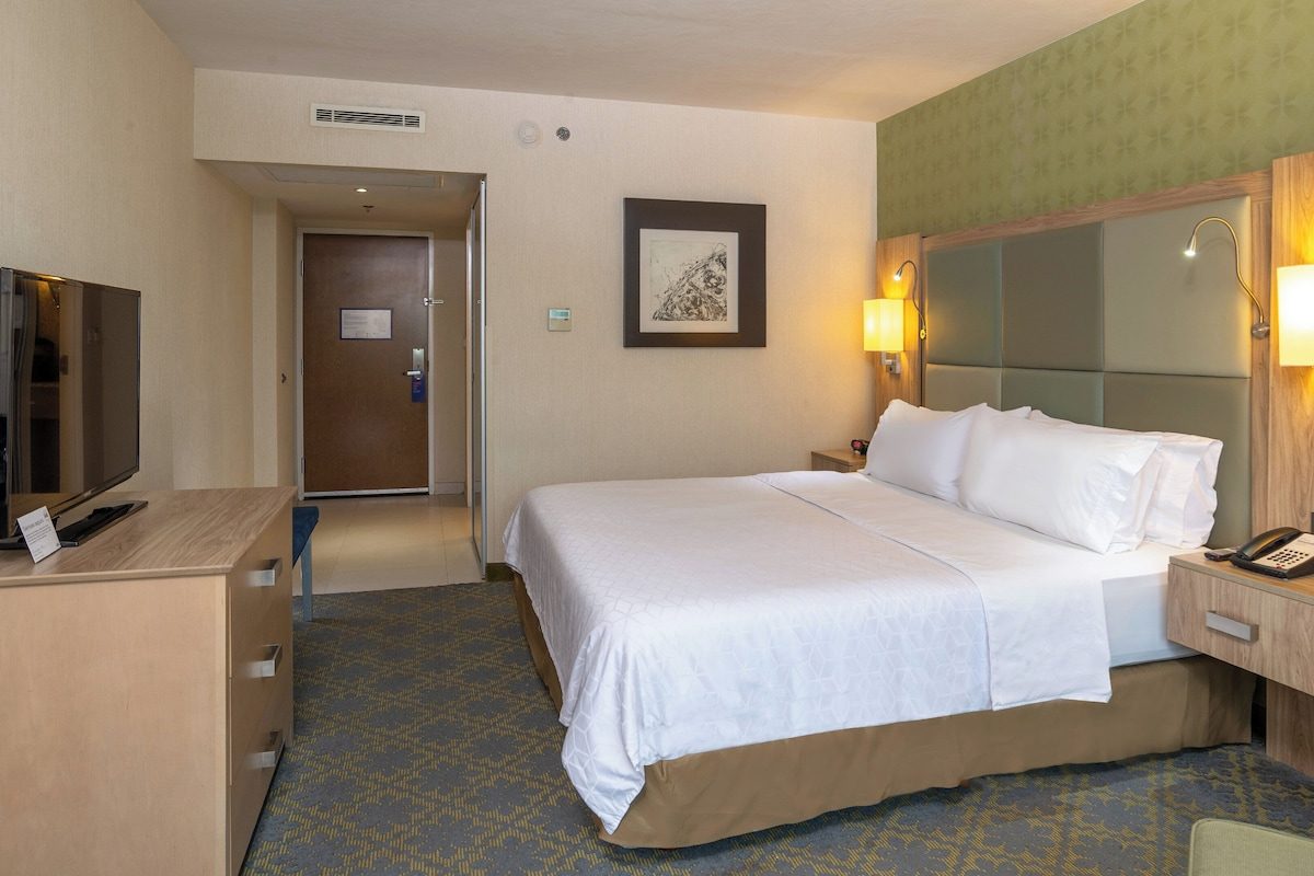 Holiday Inn Express & Suites Cuernavaca by IHG