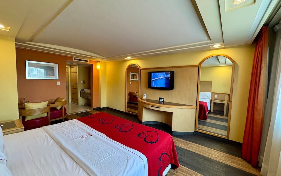 Hot Plaza del Rey - Adults Only