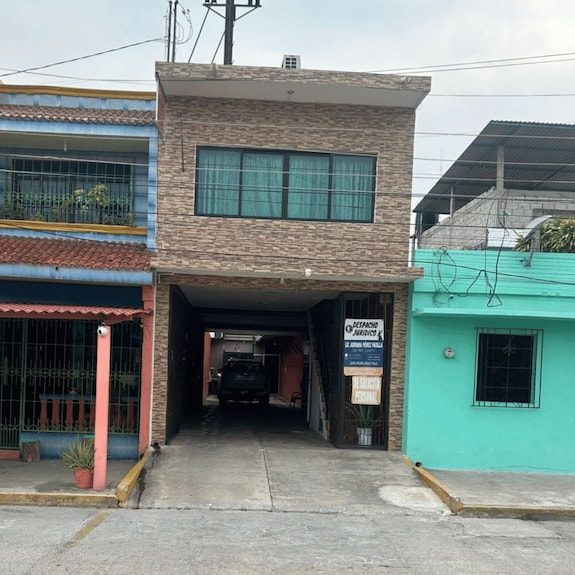 Hotel Alex