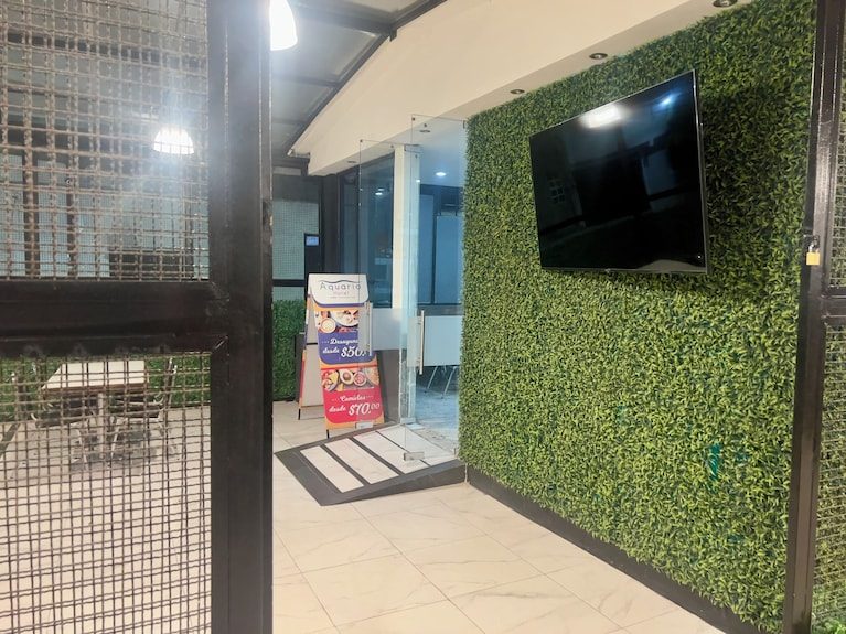 Hotel Aquario CDMX - Central del Norte