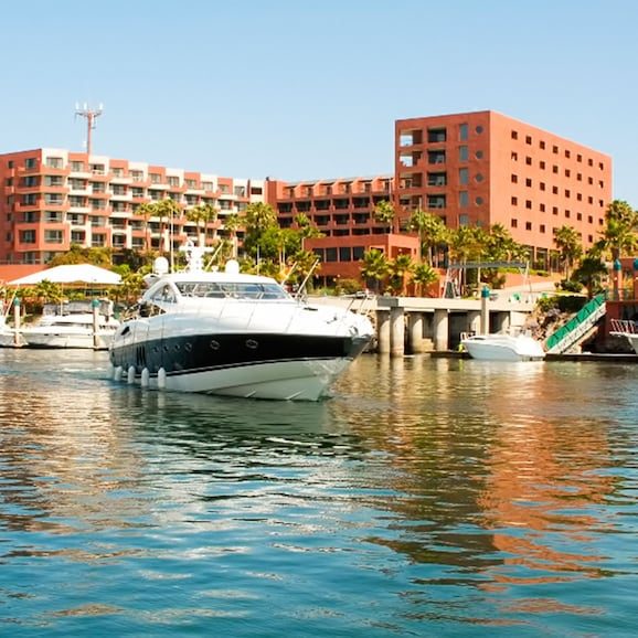 Hotel Coral And Marina