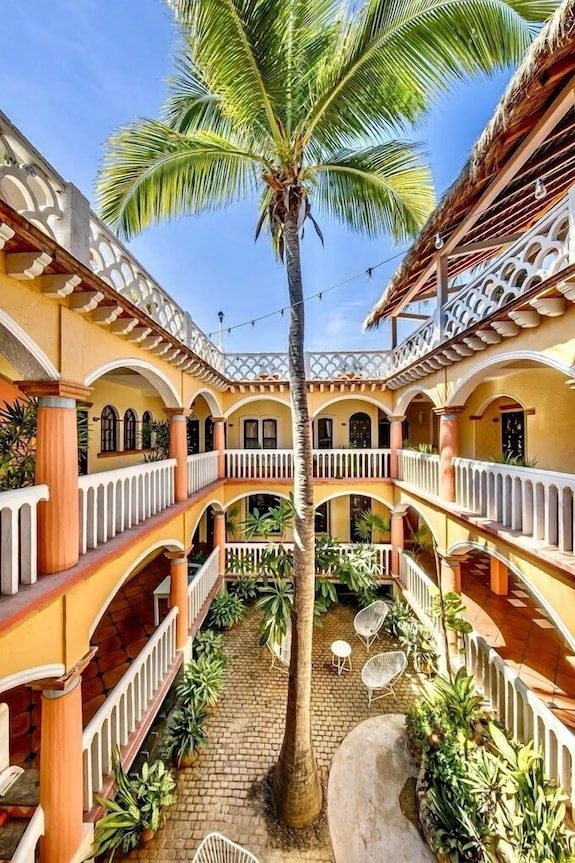 Hotel Flor de María