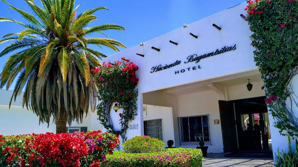 Hotel Hacienda Bugambilias La Paz