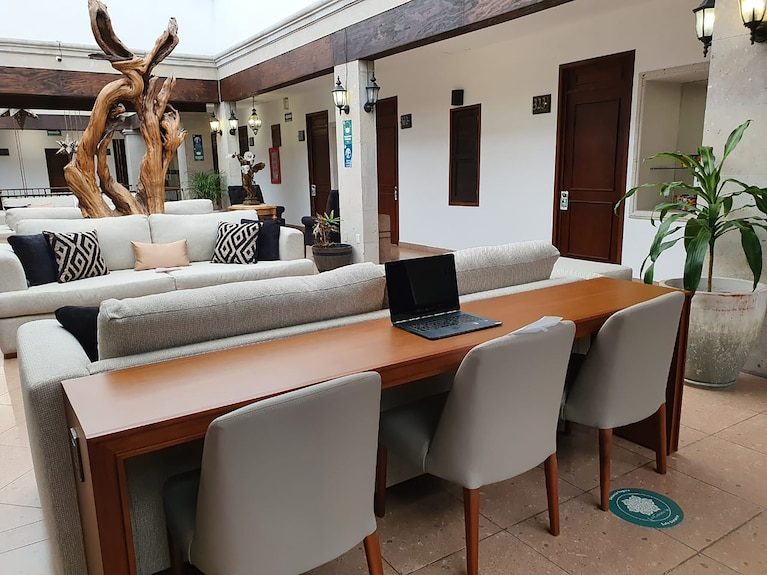 Hotel La Casona
