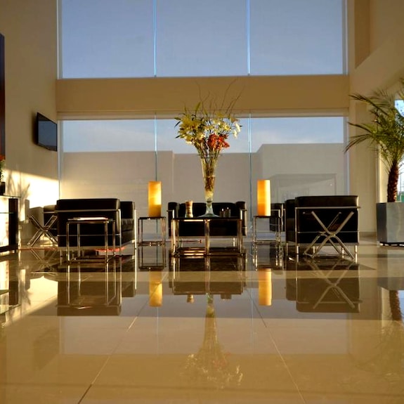 Hotel Lois Express Monterrey Aeropuerto La Fe