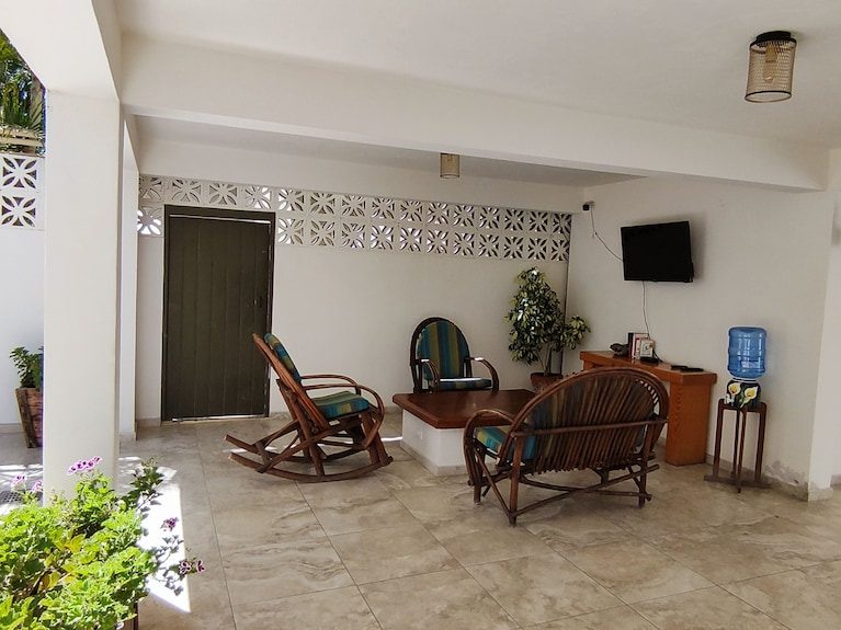 Hotel Lorimar — foto 1