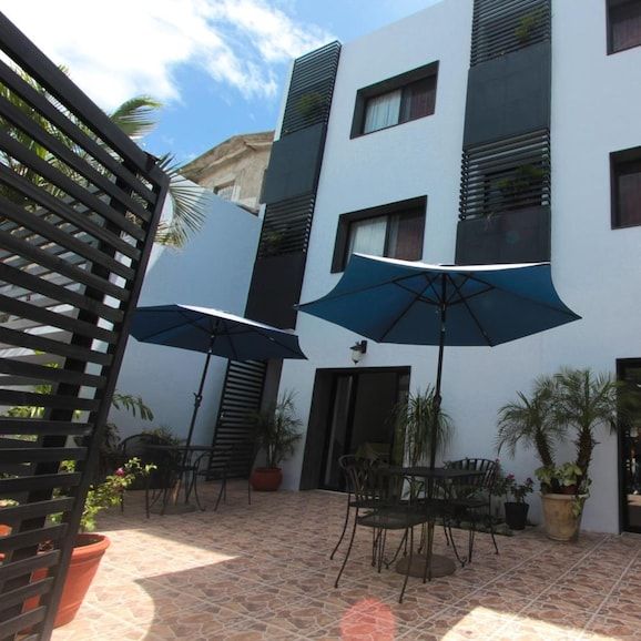 Hotel Los Girasoles Cancun