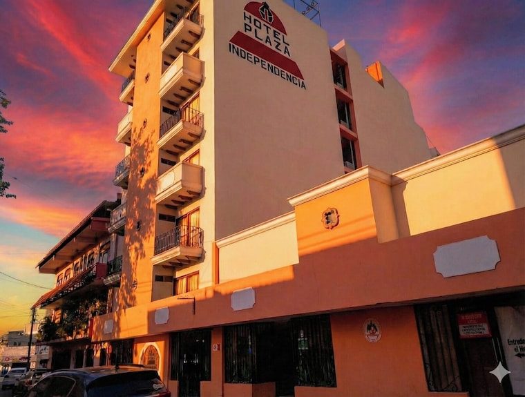 Hotel Plaza Independencia