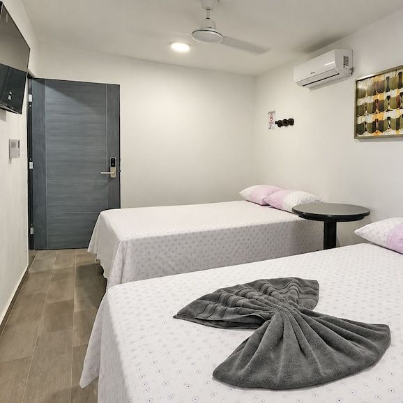 Hotel Puerto Juarez