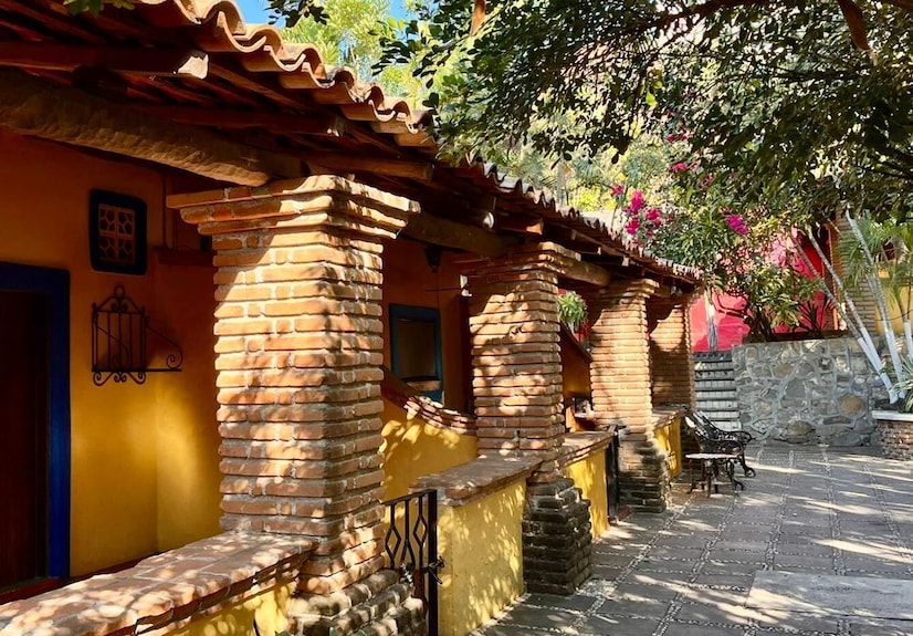 Hotel Rancho Escondido