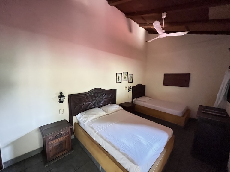 Hotel Rancho Escondido