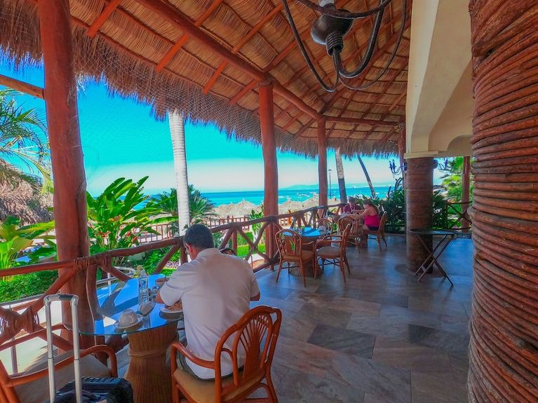Hotel Tropicana