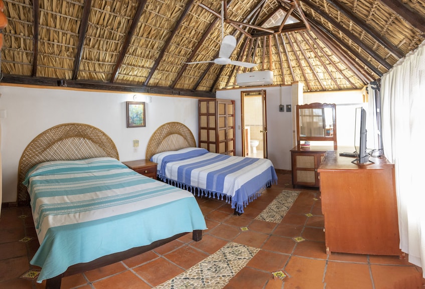 Hotel y Bungalows Acuario
