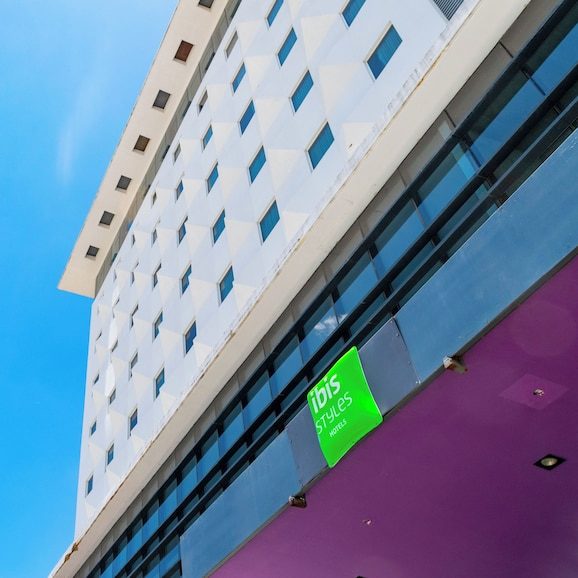 ibis Styles Merida Galerias