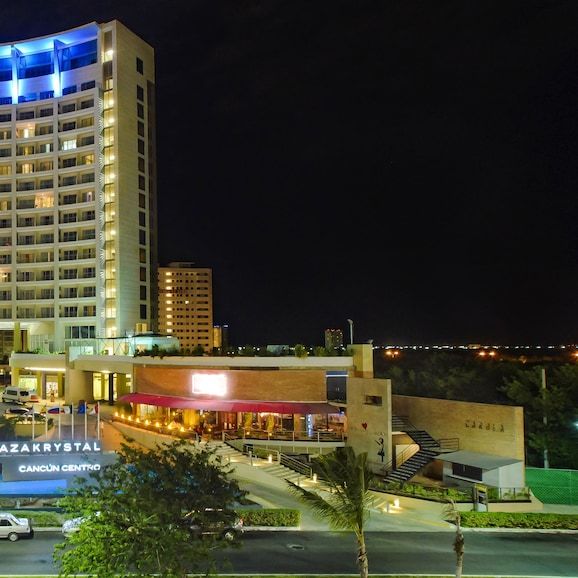 Krystal Urban Cancun & Beach Club