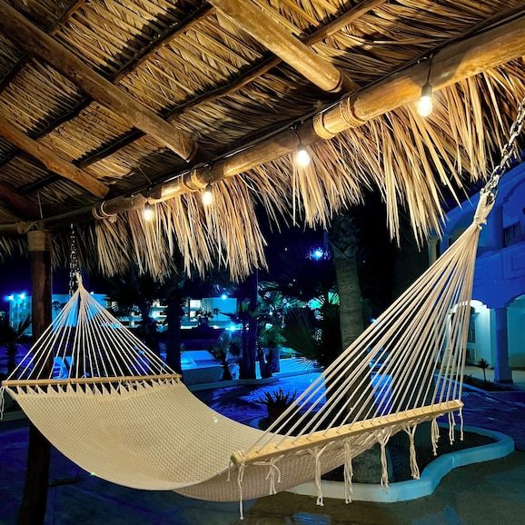 Laos Mar Hotel & Suites