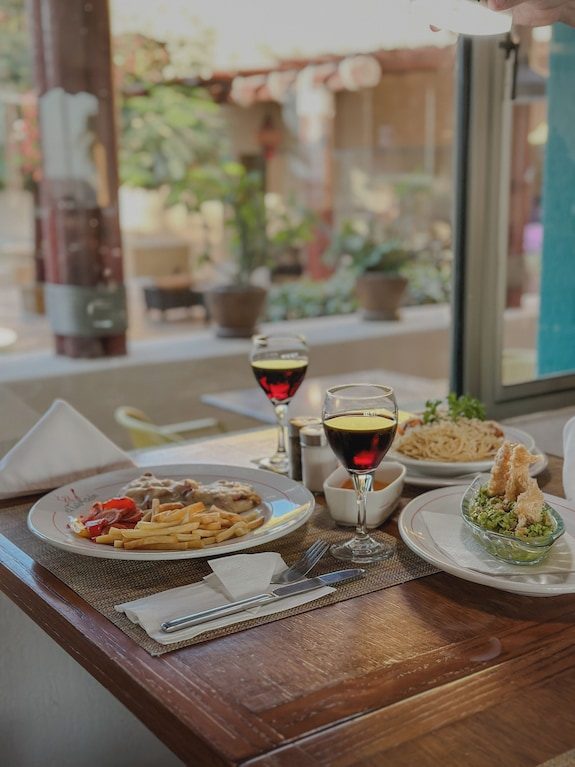 Los Patios Hotel