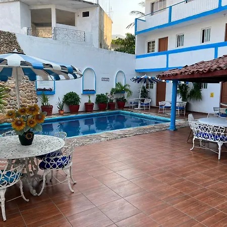 LUUM Hotel Acapulco