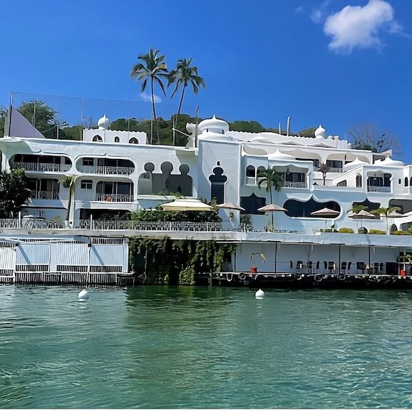 Marina Palace Tequesquitengo