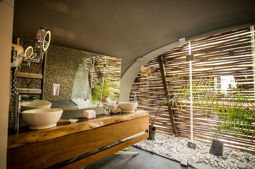 MÍA Bacalar Luxury Resort & Spa