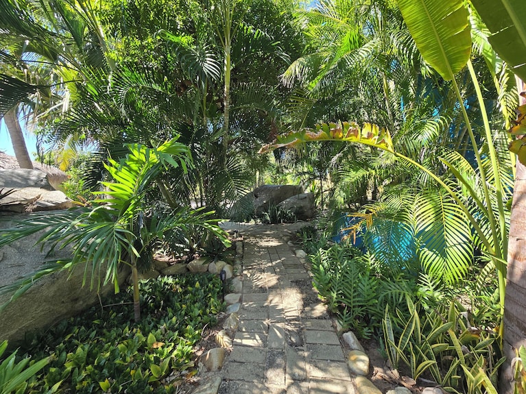 Ocean Oasis Hotel