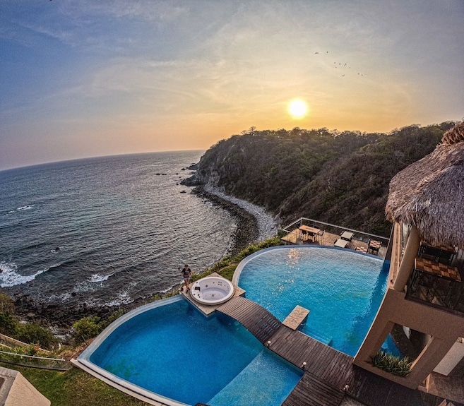 Pacific King Hotel